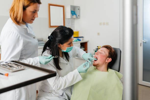 Best Broken or Cracked Tooth Emergency Dentist in Warwick, RI